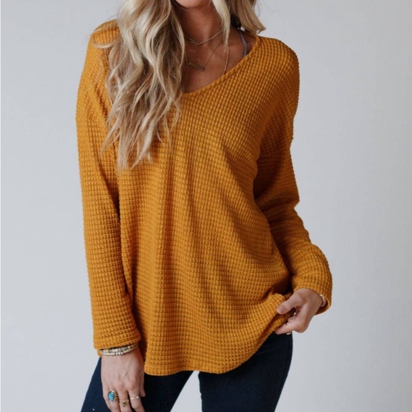 Comfy Open Back Knit Top - Picture 2 of 9